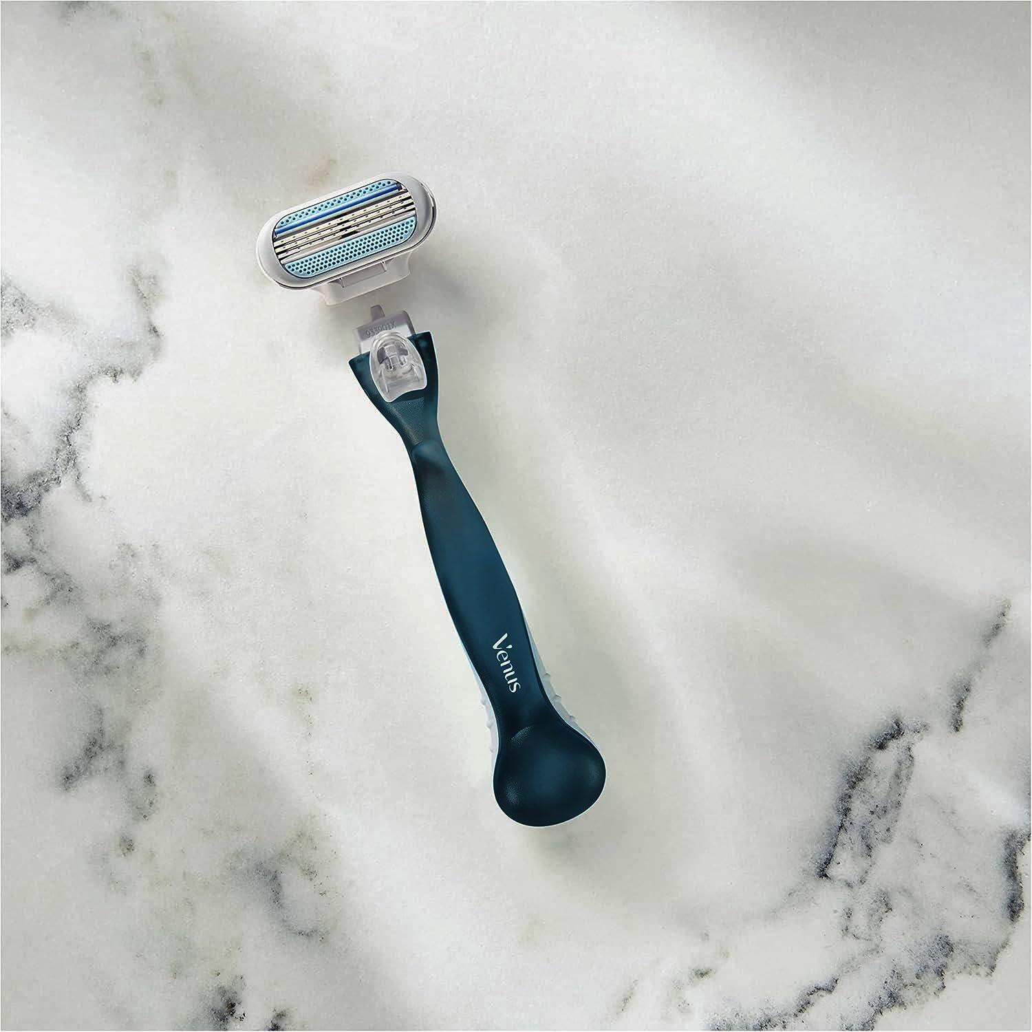 Gillette-Venus Smooth Rasierer für Damen, 3-fach Klinge, mit 2 Klingen